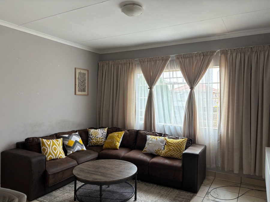 3 Bedroom Property for Sale in Mogwase North West